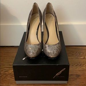Brian Atwood Frédérique Pump